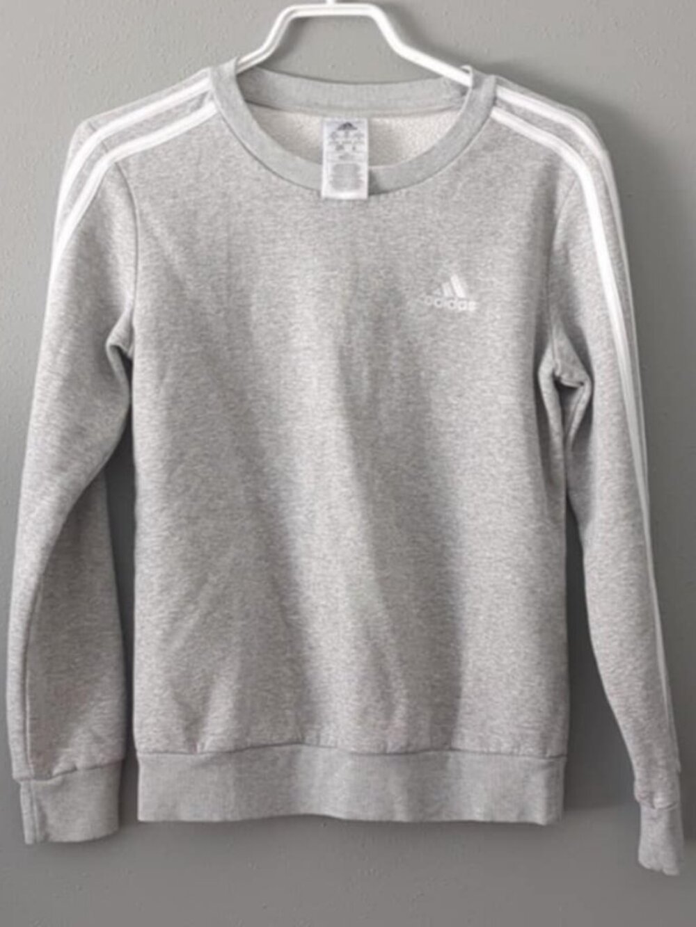 Adidas classic sweatshirt